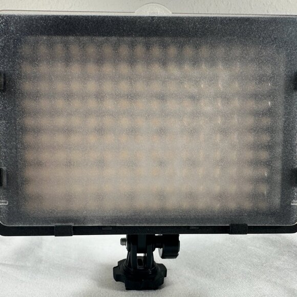 Neewer CN-160 Adjustable & Dimmable 5600K/3200K LED Video Camera Lighting Panel - Picture 7 of 15
